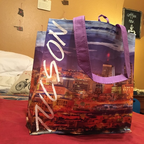 FREE w/bundle 3+ items TUCSON ARIZONA Tote Woven - Picture 3 of 5